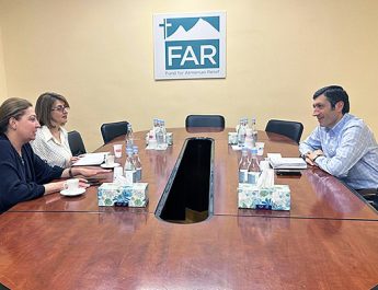 Встреча в офисе Фонда армянской помощи